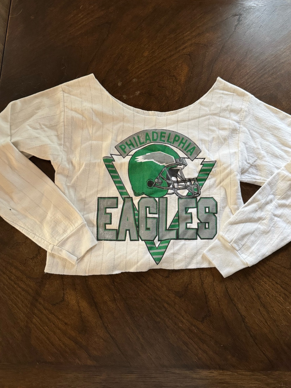 Vintage Philadelphia Eagles White & Green Long-Sleeve Shirt